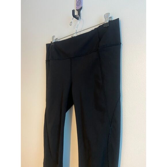 Athleta Velocity Stash Pocket 7/8 Tight Black Pockets LARGE - Picture 7 of 8